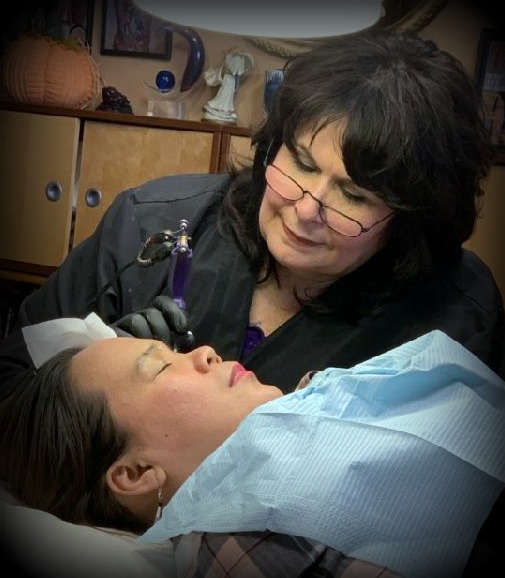 Jeanne tattooing Xyra brows for website